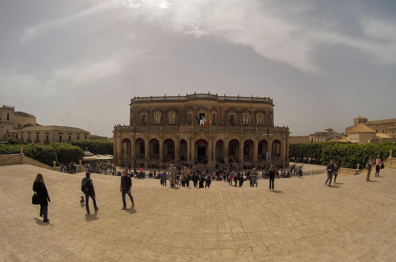 Quattroquarti Stradivari Home Noto Exteriér fotografie